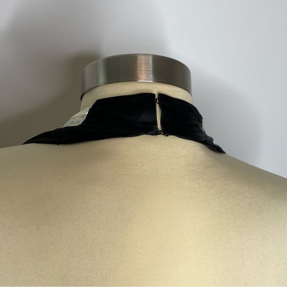 Morgan & Co. Y2K Black and Cream Halter Dress - Picture 7 of 9